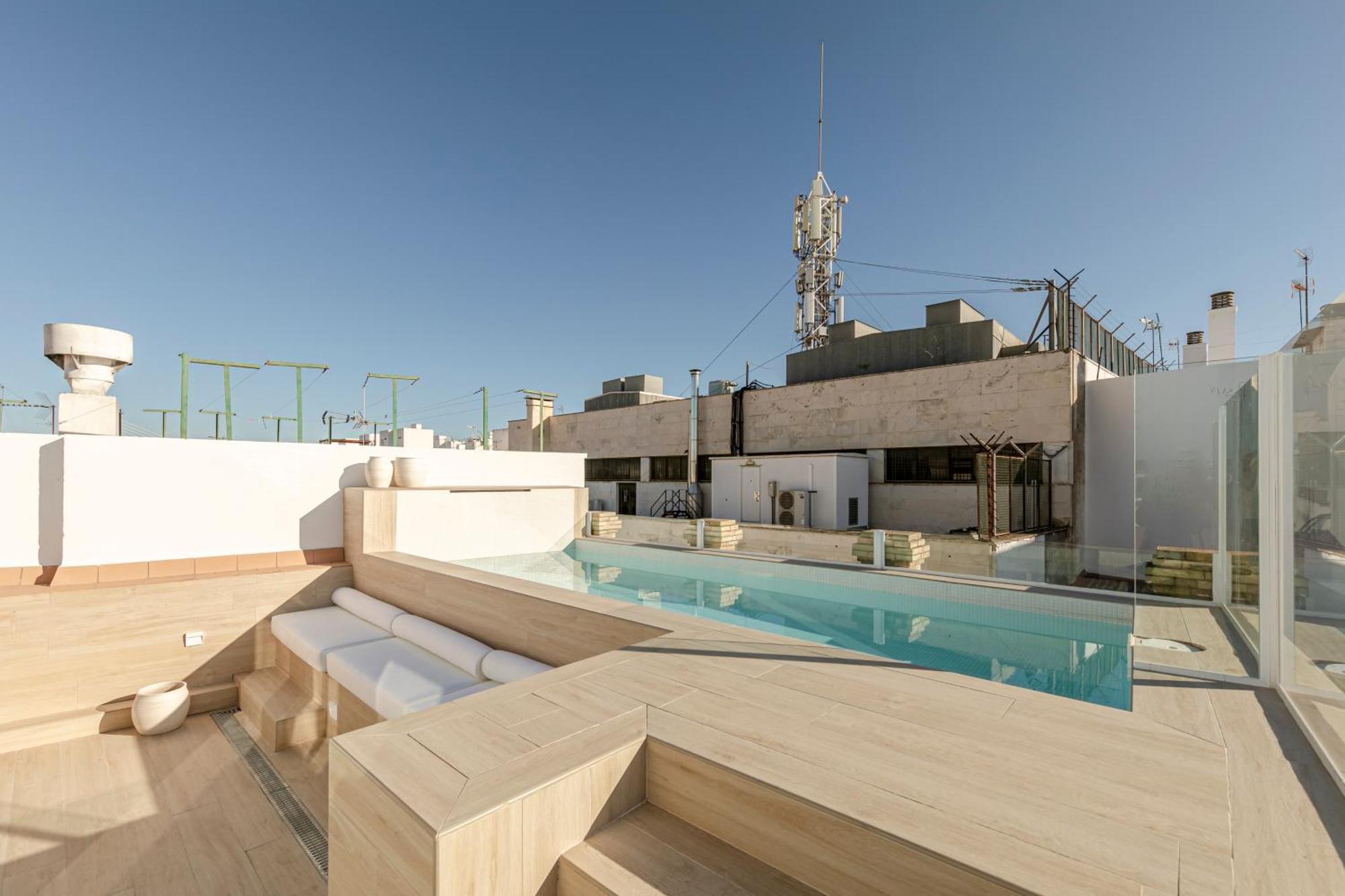 Isg Apartments Faustino 45 Севиля Екстериор снимка