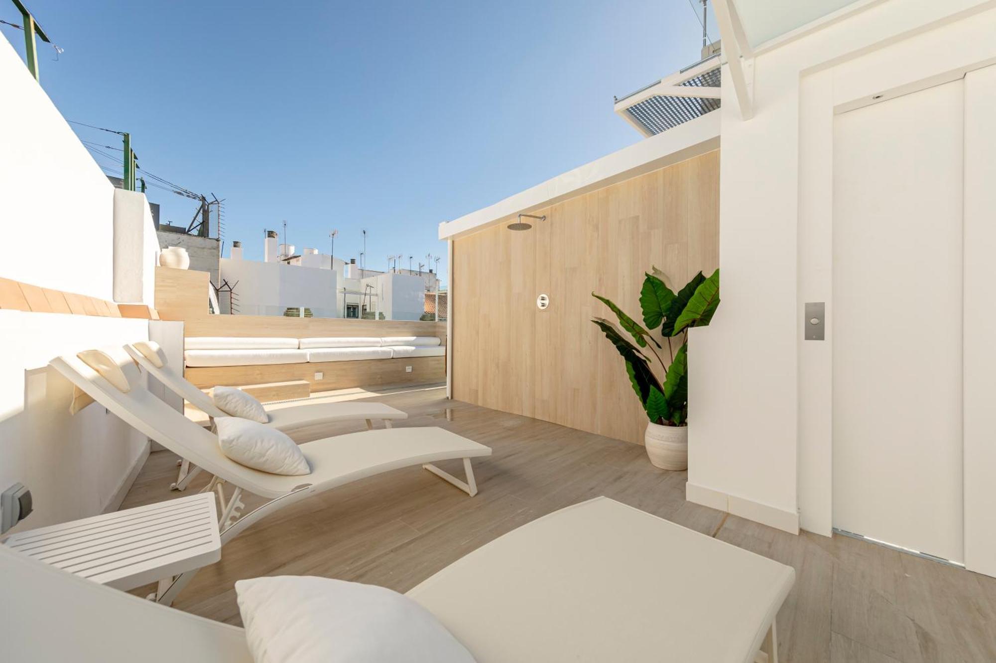 Isg Apartments Faustino 45 Севиля Екстериор снимка
