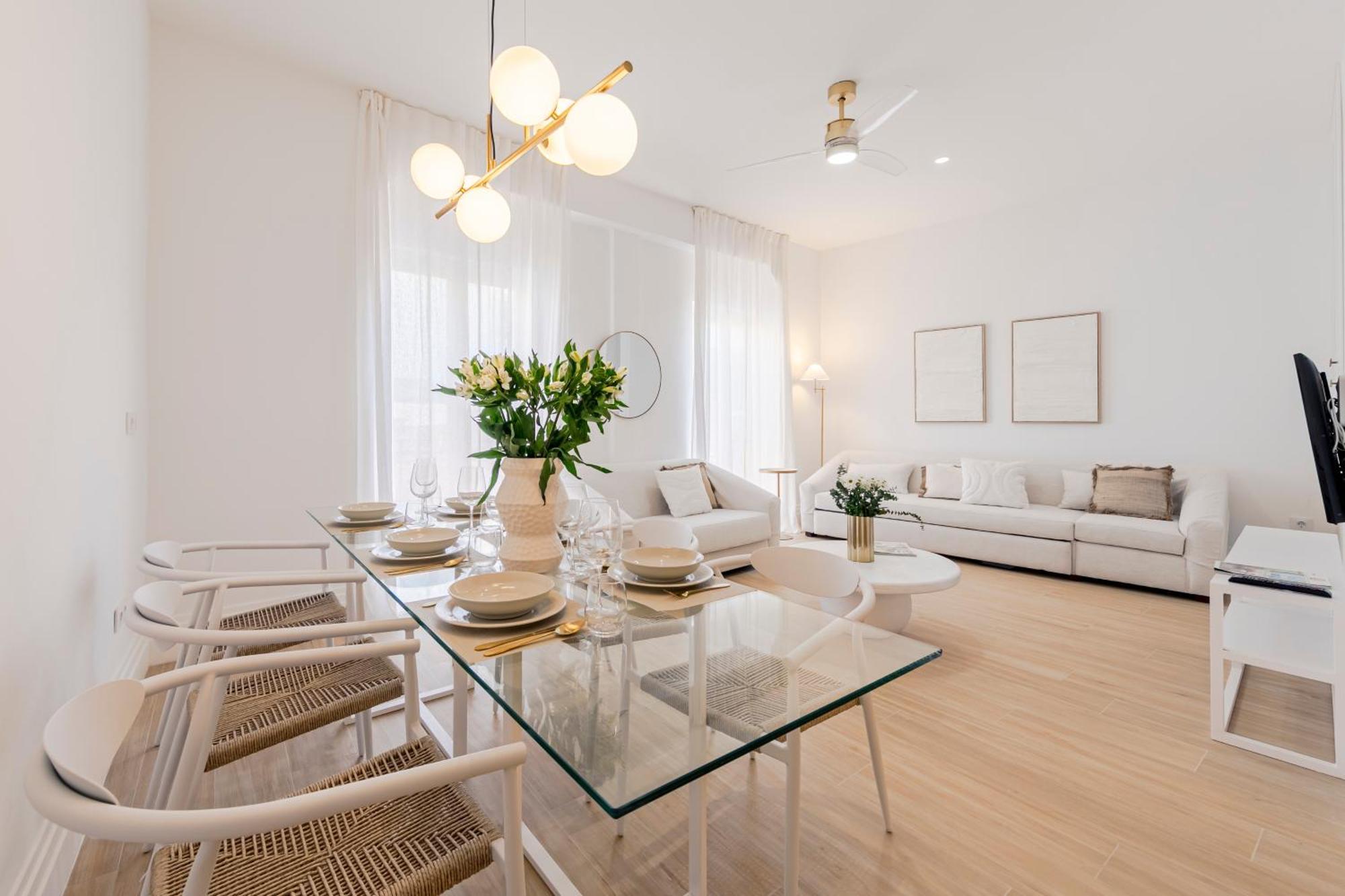 Isg Apartments Faustino 45 Севиля Екстериор снимка