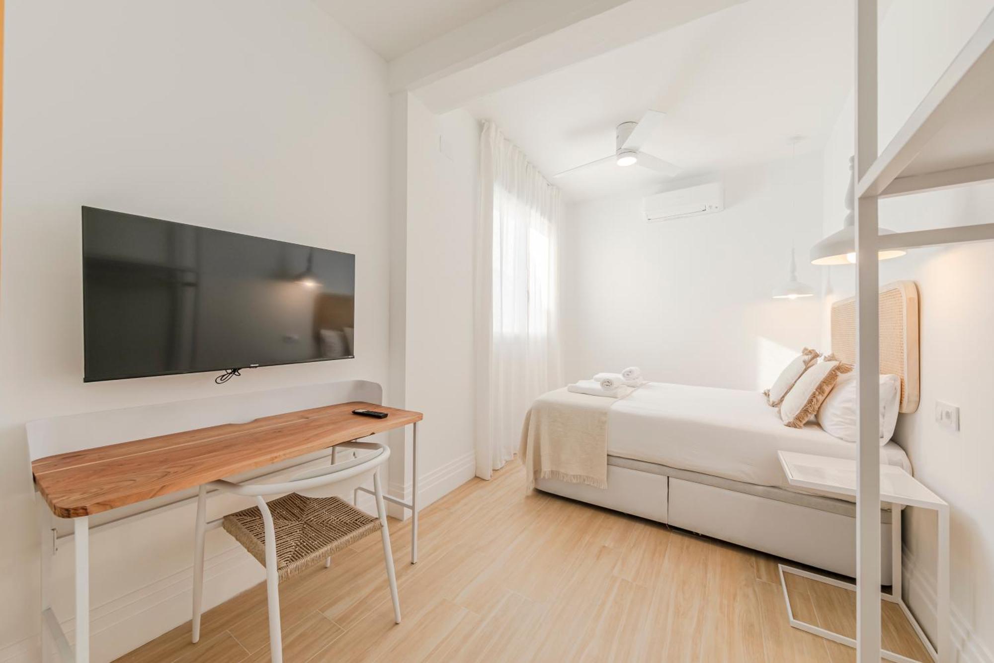 Isg Apartments Faustino 45 Севиля Екстериор снимка