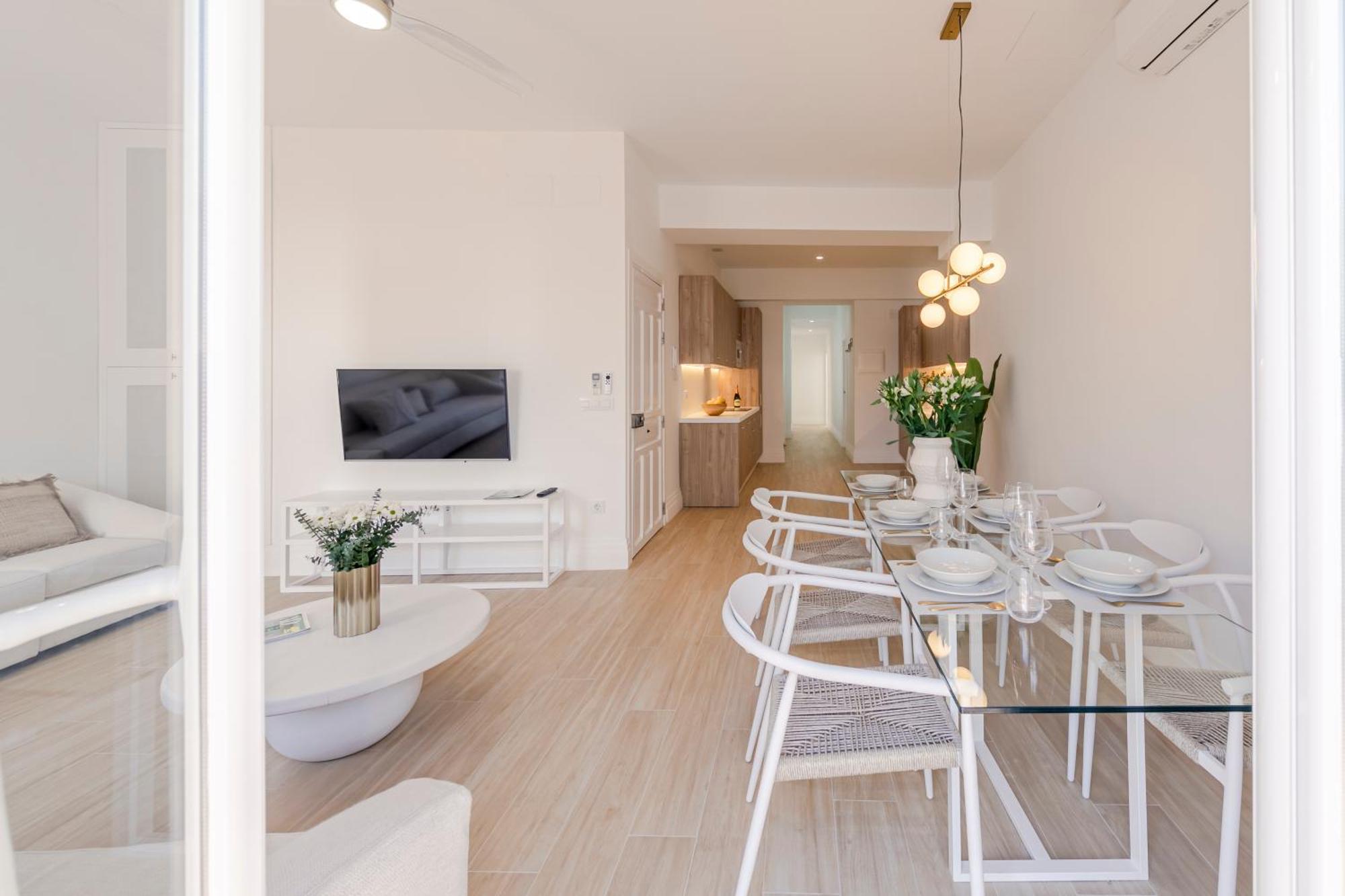 Isg Apartments Faustino 45 Севиля Екстериор снимка
