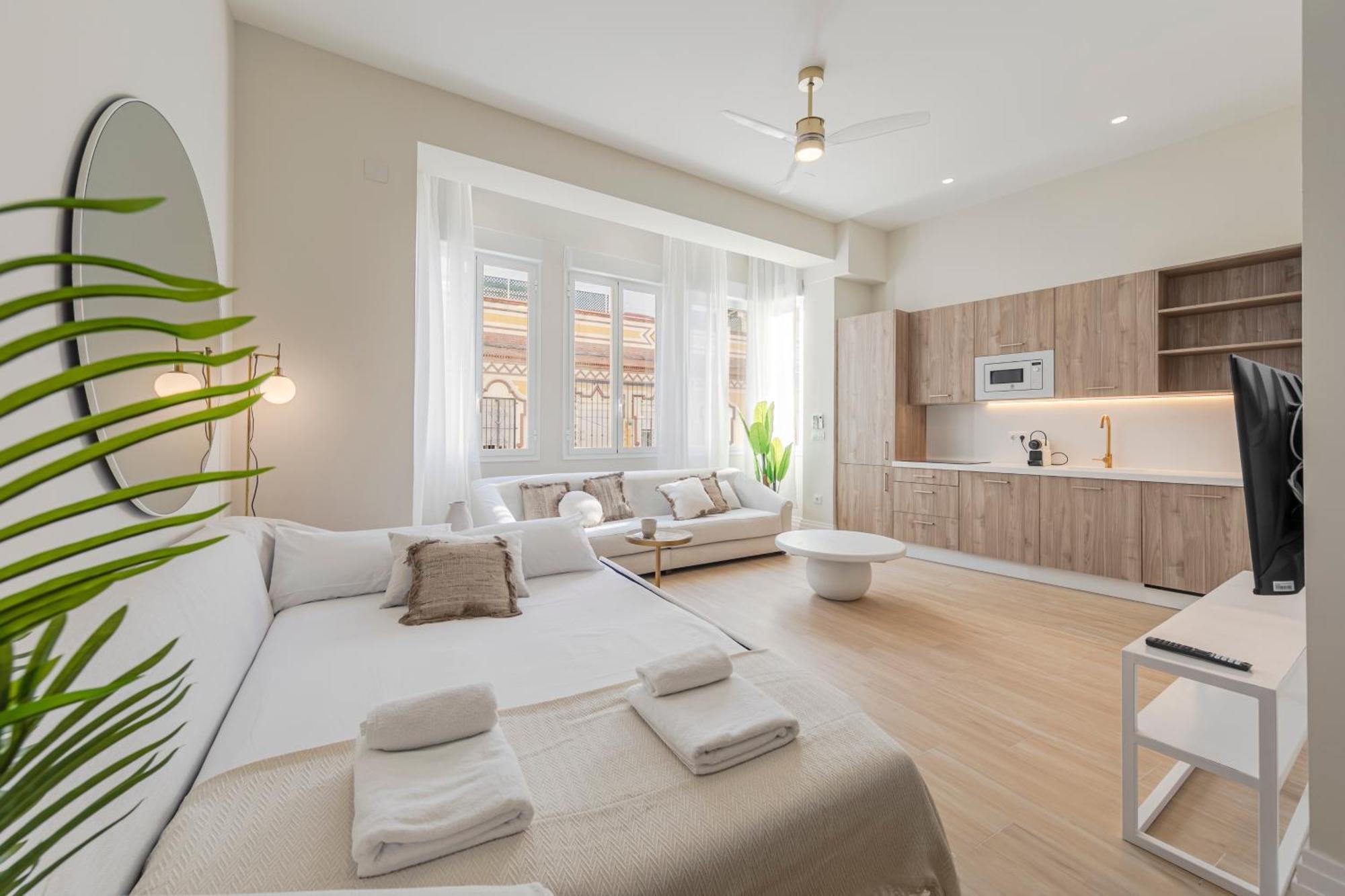 Isg Apartments Faustino 45 Севиля Екстериор снимка