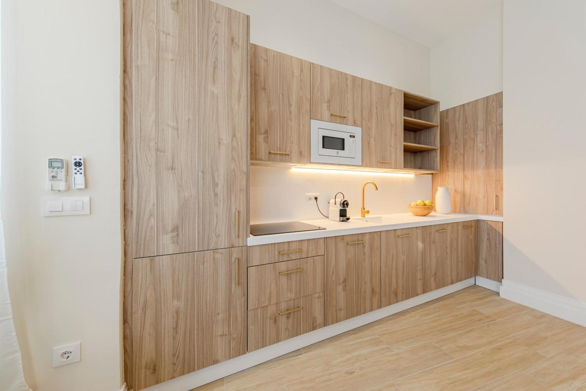 Isg Apartments Faustino 45 Севиля Екстериор снимка