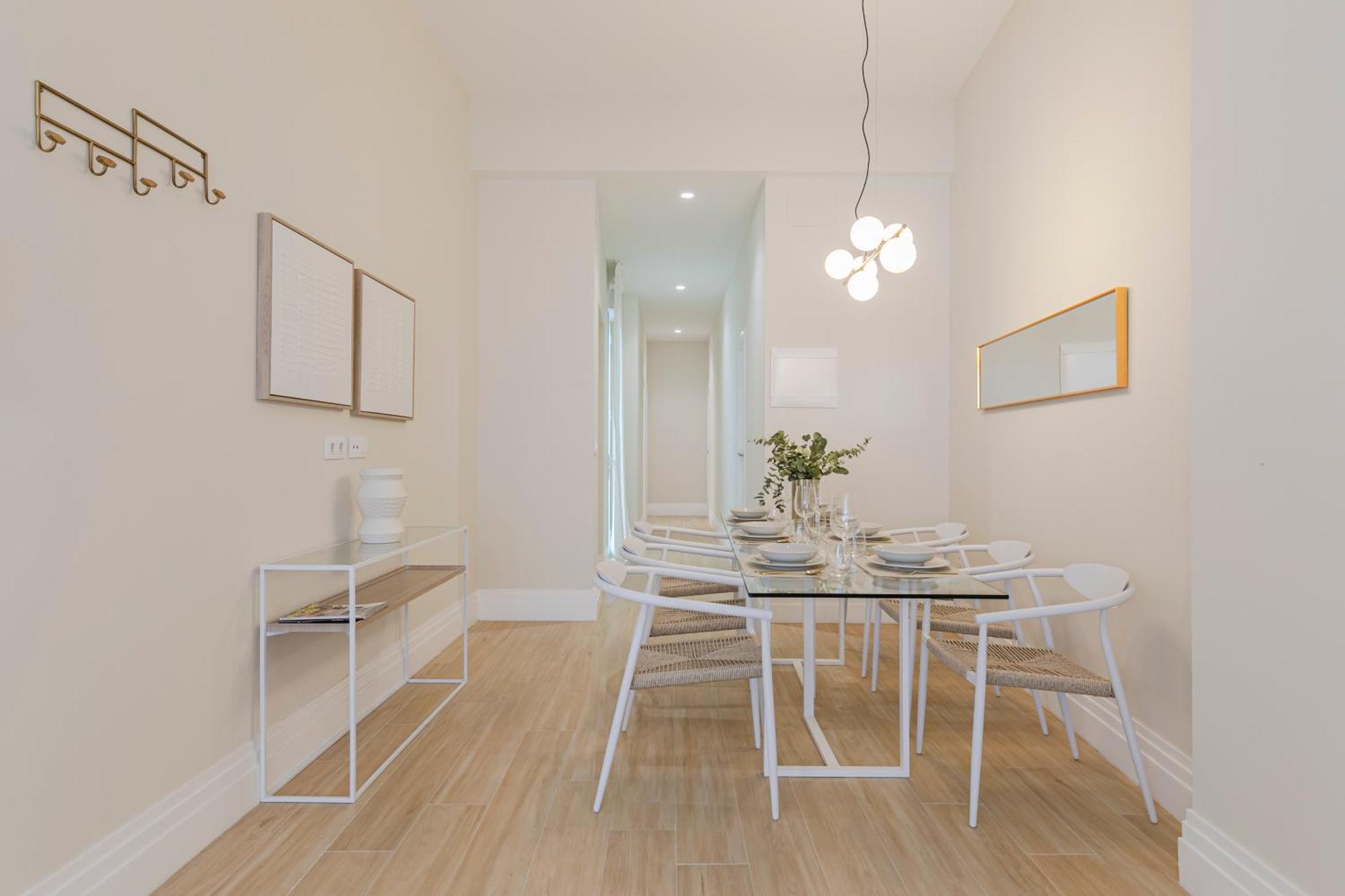 Isg Apartments Faustino 45 Севиля Екстериор снимка